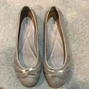 Bass Womens Matilda Metallic Gold Leather Ballet Flats Size 7W